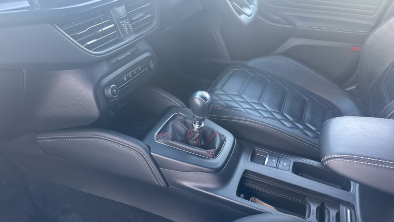 Ford Focus 1.0 EcoBoost ST-Line Vignale 5dr Petrol Hatchback